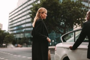 car lift service Al Nahda to Business Bay